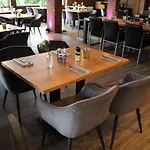 Hotel Mintarder Wasserbahnhof 3*