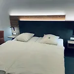 Mintarder Wasserbahnhof 3*