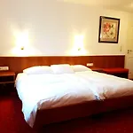 Hotel Mintarder Wasserbahnhof