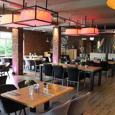 Mintarder Wasserbahnhof 3*