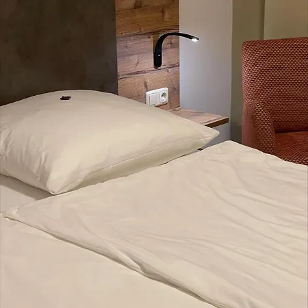 Szálloda Mintarder Wasserbahnhof Mülheim an der Ruhr