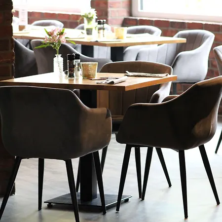 Mintarder Wasserbahnhof Szálloda