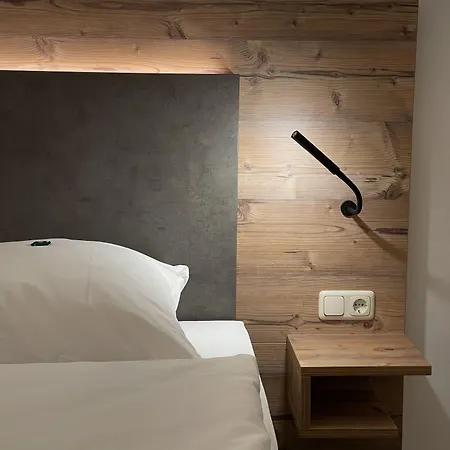 Szálloda Mintarder Wasserbahnhof Mülheim an der Ruhr