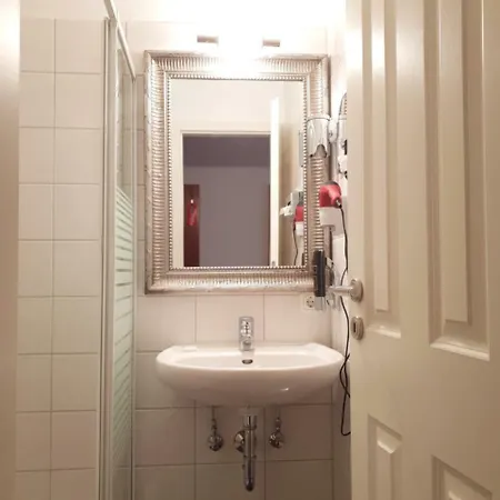 Mintarder Wasserbahnhof Szálloda Mülheim an der Ruhr