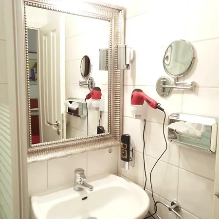 Szálloda Mintarder Wasserbahnhof Mülheim an der Ruhr