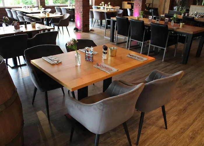 Hotel Mintarder Wasserbahnhof 3*