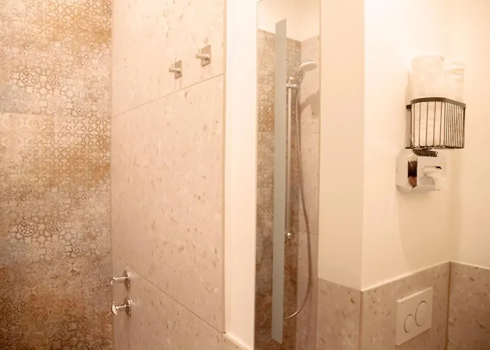 Mintarder Wasserbahnhof Hotel 3*