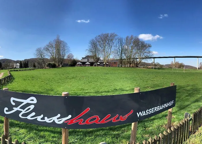 Mintarder Wasserbahnhof Hotel 3*