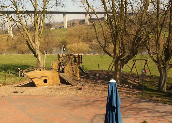 Отель Mintarder Wasserbahnhof 3*